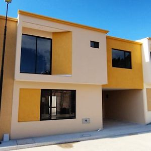 Casa En Condominio J2 3 Dormitorios Κουένκα Exterior photo