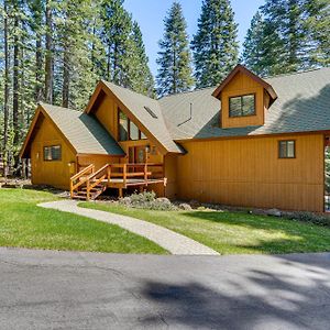 Spacious Retreat With Backyard 1 Mi To Lake Almanor Βίλα Exterior photo