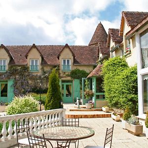 Les Etangs De Guibert Ξενοδοχείο Neufchâtel-en-Saosnois Exterior photo