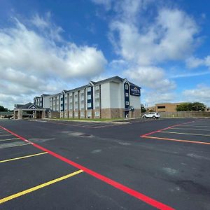 Microtel Inn & Suites By Wyndham Bossier City Exterior photo