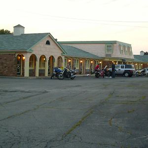 Relax Inn - Shelby Exterior photo