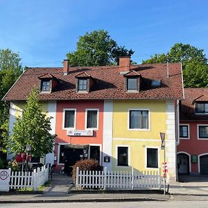 Lindenhof Ybbs Bed and Breakfast Ybbs an der Donau Exterior photo