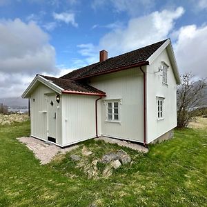 Storhella - Feriehus Med Fantastisk Beliggenhet Βίλα Sennesvik Exterior photo