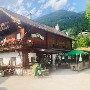 Almhuette Zwei Welten Bed and Breakfast Obervellach Exterior photo