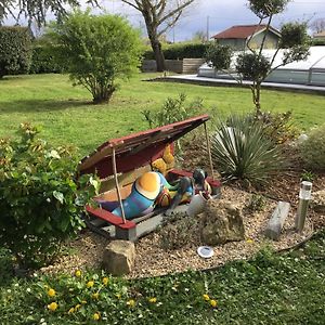 Gite Pradere Avec Piscine Διαμέρισμα Virazeil Exterior photo