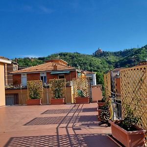 Attico Vista San Luca Διαμέρισμα Μπολόνια Exterior photo