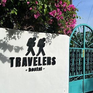 Hostal & Cafe Travelers Ξενοδοχείο Santiago Exterior photo