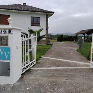 El Rancho Busto - Luarca Βίλα Exterior photo