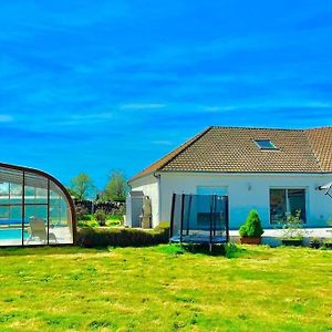 Maison Spacieuse Avec Piscine Βίλα Conde-sur-Risle Exterior photo