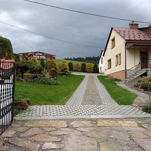 Dom Z Ogrodem W Malowniczej Okolicy Bieszczady Διαμέρισμα Ropienka Exterior photo