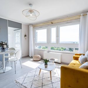 *10 Min To Lyon* - Charming 3 Beds - Free Parking Διαμέρισμα Oullins Exterior photo