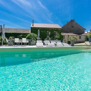 Gite De Charme Le Clos Michel 14 Personnes Piscine Βίλα Briord Exterior photo