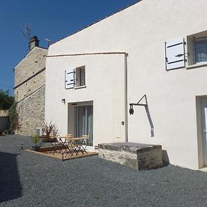 L'Amandier Βίλα Asnières-la-Giraud Exterior photo