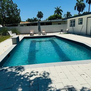 Cozy House In Miami With In Ground Pool Βίλα Exterior photo