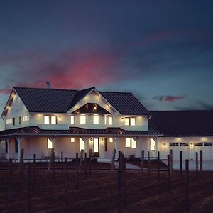 Ann Riley Farmhouse 6Bdr On Yuba Vineyards - 8062 Βίλα Rapid City Exterior photo