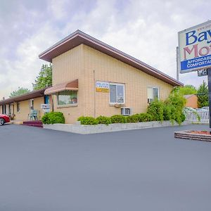 Bay Motel By Oyo Μπέι Σίτι Exterior photo