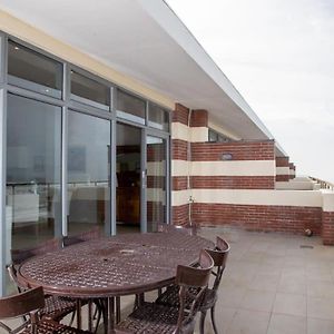 Surfers Penthouse Διαμέρισμα Muizenberg Exterior photo