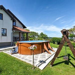 2 Bedroom Cozy Home In Varazdinske Toplice Exterior photo