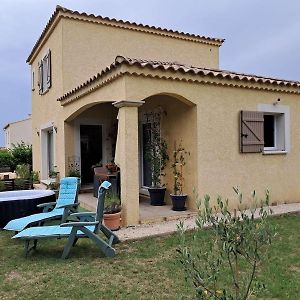 Chambre Hotes Jacuzzi Climatiseur Provence Bed and Breakfast Tulette Exterior photo