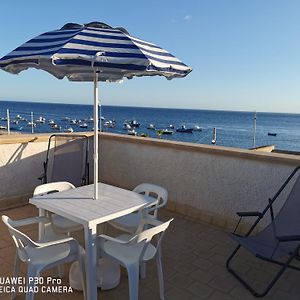 Casa Vacanze Al Mare, Lido Biscione - Petrosino Βίλα Case Ruccione Exterior photo