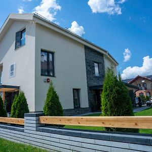 Pensiunea Gambrinus **** Bed and Breakfast Miercurea Ciuc Exterior photo