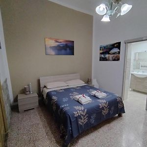 Stanza Mamma Ottavia - Stanza E Bagno Indipendente Ξενοδοχείο Melendugno Exterior photo