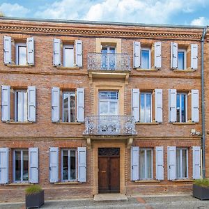 Mansion With Swimming Pool Βίλα Buzet-sur-Tarn Exterior photo