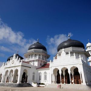 Reddoorz Syariah Near Terminal Batoh Banda Aceh Ξενοδοχείο Exterior photo