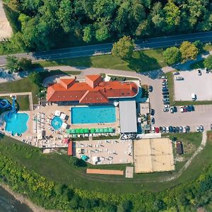 Hotel Aqua Roma Rimske Toplice Exterior photo