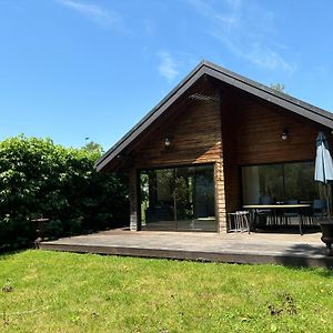 Chalet Les Pieds Dans L'Eau Lac Aiguebelette Βίλα Nances Exterior photo