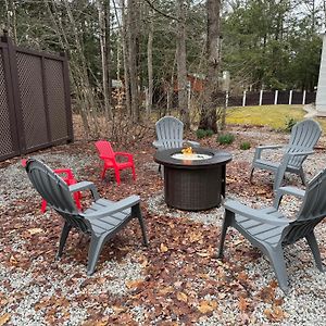 Charming Lake Community Bungalow Βίλα Barnstead Exterior photo