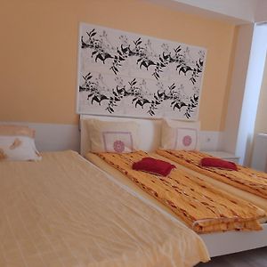 Cazare La Espanola Ξενοδοχείο Haţeg Room photo