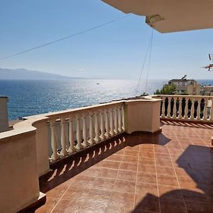 Flat With Amazing View On Sea Διαμέρισμα Σαράντα Exterior photo