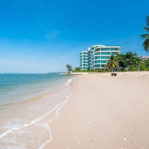 B&Ampt See Breeze Βίλα Jomtien Beach Exterior photo