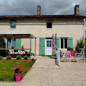 Repos Et Detente Au Coeur Des Richesses Du Poitou Βίλα Vaux  Exterior photo