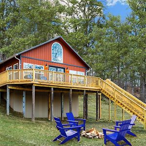 Hot Tub, Fire Pit, Huge Deck At Loft Cabin Βίλα Hedgesville Exterior photo