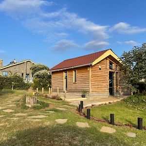 Cosy Wood Cabin For 2 In Naivasha! Elwai Visitor Centre Διαμέρισμα Heni Village Exterior photo