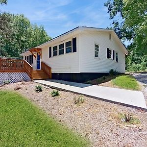 Serenity Acres Retreat Βίλα Macon Exterior photo