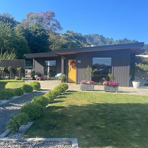 Moana Bnb, Picton Bed and Breakfast Exterior photo