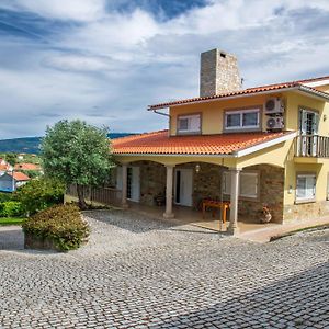 Recanto Transmontano Bed and Breakfast Macedo de Cavaleiros Exterior photo