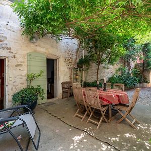 Chambre D'Hotes Des Leautaud Ξενοδοχείο Tarascon Exterior photo