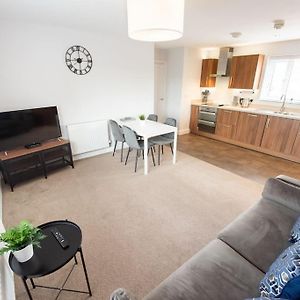 Space Apartments - Quiet Colchester Two Bed Coach House Lexden Exterior photo