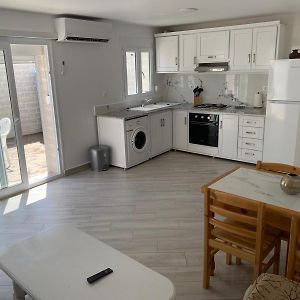 Logement Spacieux 10Personnes - Location Azeffoun Ait Chafaa 11000Dzd Διαμέρισμα Exterior photo