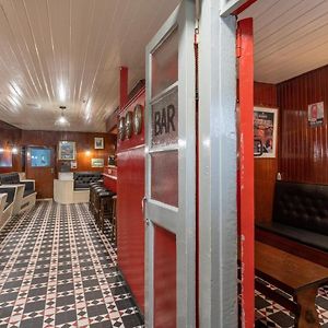 Killorglin Irish Pub With Hot Tub That Sleeps 19 Βίλα Exterior photo