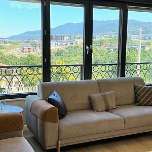 Luxurious 2Br And 3Br Apartment With Mountain View At Basiskele, Κοτζαελί Exterior photo