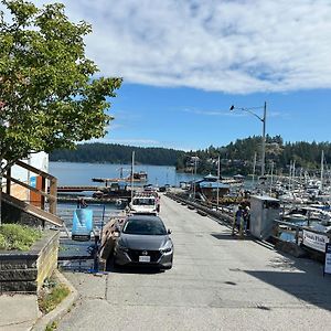 Iconic 3-Story Waterfront 'Marina House' W/ View Βίλα Gibsons Exterior photo