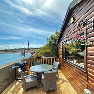 Cosy Portmor Log Cabin- Sea Views, Deck & Relaxation Διαμέρισμα Malin Head Exterior photo