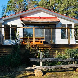 Fully Fenced, Wrap Around Decks, Water On 3 Sides Βίλα Lunawanna Exterior photo