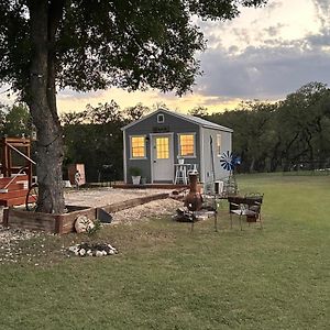 Tiny House - Our Little Piece Of Paradise Βίλα Lakehills Exterior photo