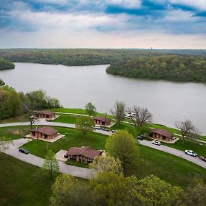 Thousand Hills State Park Cabins Kirksville Exterior photo